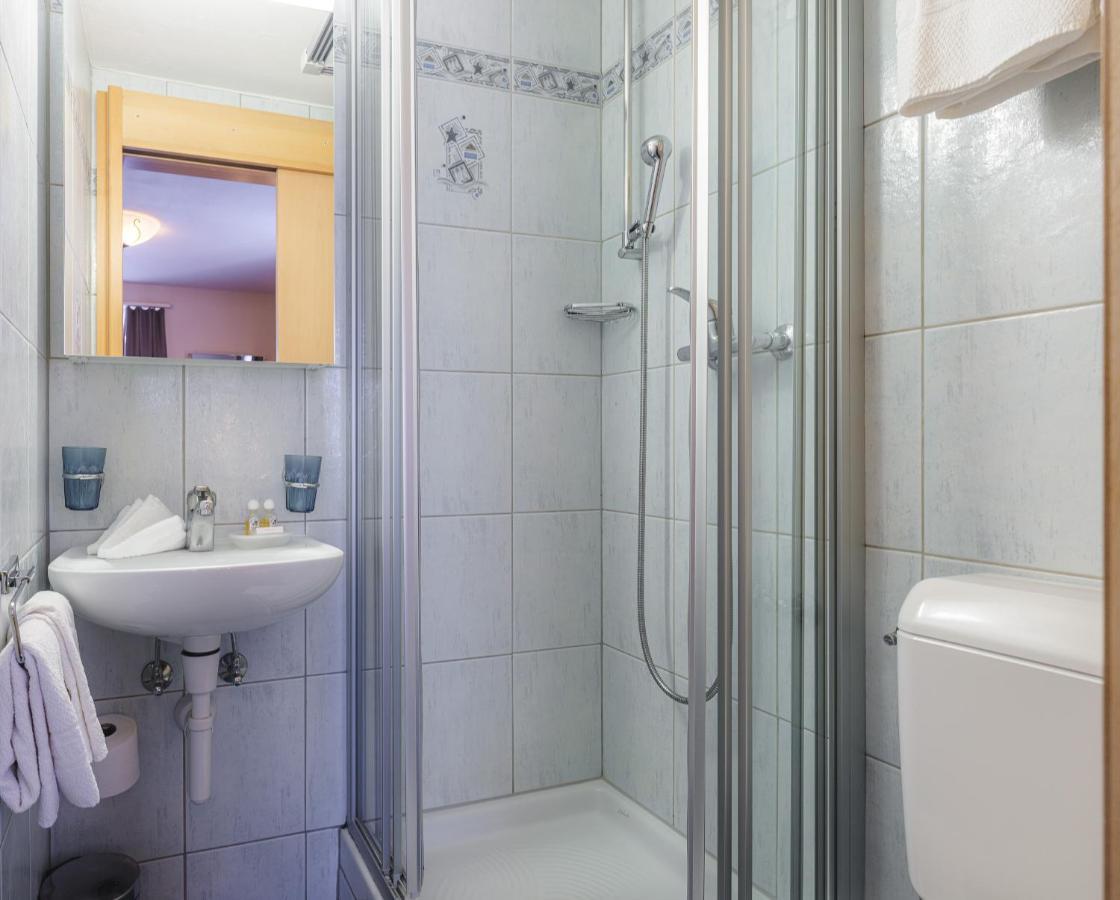 Guesthouse By The Rex Zermatt Kamer foto